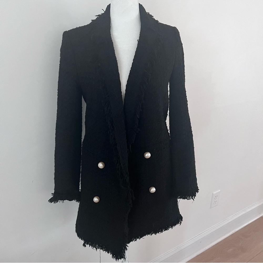 Zara Women's Textured Fringe Hem Tweed Blazer With Pearl Buttons | Size XS| - Picture 2 of 6